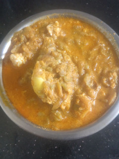 ஸ்ட்ரீட் புட் முட்டை மசாலா(street food egg masala revcipe in tamil) செய்முறை முக்கிய புகைப்படம்
