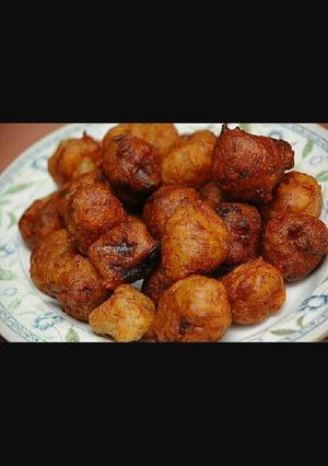 A picture of Banana Fritters.