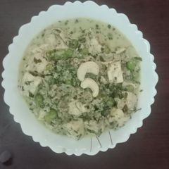 A picture of Methi malai matar paneer.