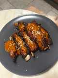 Costine di maiale a lenta cottura nel BBQ Corea style