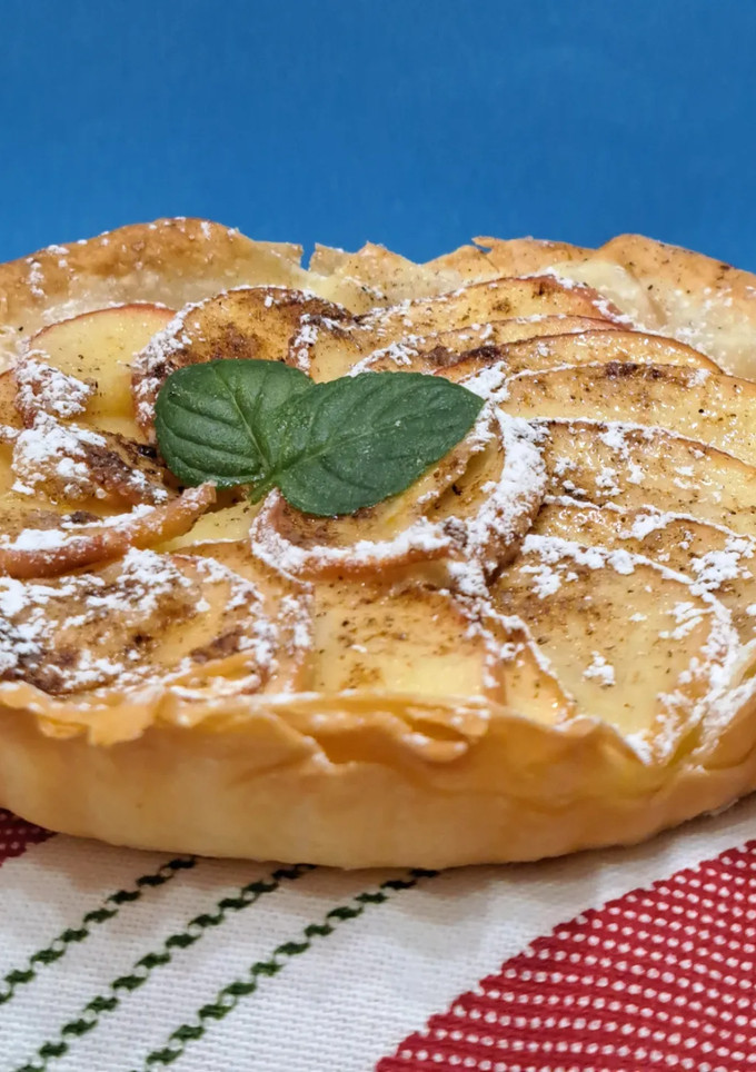 Una foto de Tarta de manzana con masa philo