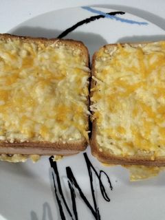 Una foto de Sándwich croque monsieur