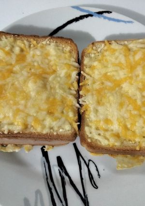 Una foto de Sándwich croque monsieur