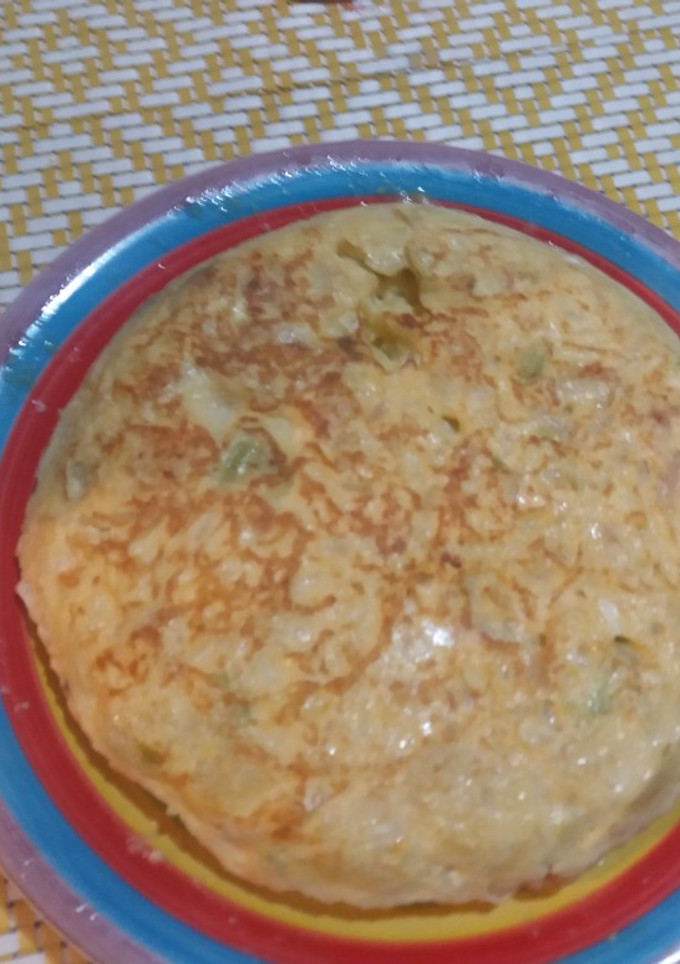 Una foto de Tortilla de patatas y calabacín