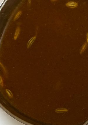 A picture of Instant amchoor khatti mithi chutney.