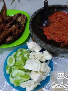 Foto resep Sambal Pecel Lele Maknyus