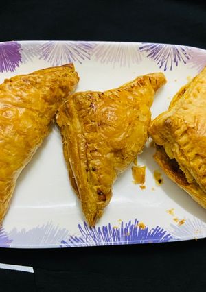 A picture of Paneer puff pastry.
