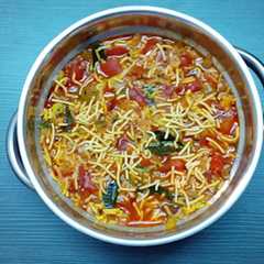 સેવ ટામેટા નું શાક(Sev Tomato Shak Recipe In Gujarati) রেসিপির প্রধান ছবি