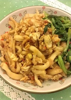 家常菜圃蛋炒麵 的食譜成品照片