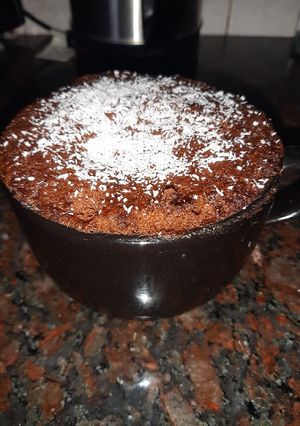 Una foto de Bizcochuelo de taza en 2 minutos 🍰🍫☕