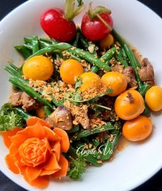 trứng non xào tỏi