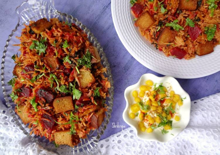 How to Prepare Delicious Red Amaranth and Beet Pulav/Biryani: