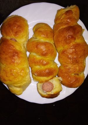 A picture of Sausage rolls.