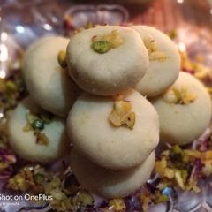 Vanilla Mewa Peda A picture of Vanilla Mewa Peda.