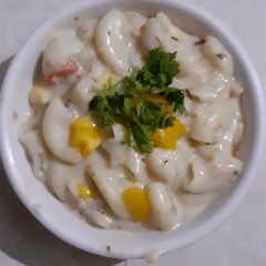 A picture of Italian cheesy pasta.