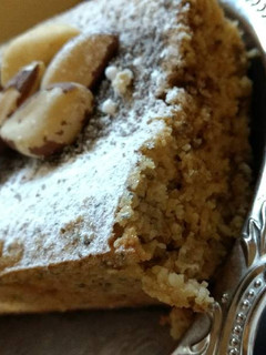 Una foto de Budín húmedo de mandarina y chía