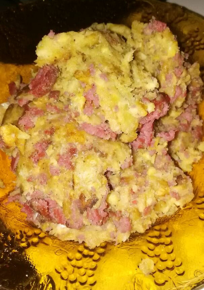 Una foto de Mofongo de salami