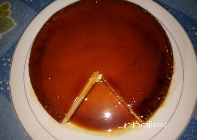 Langkah Mudah untuk Menyiapkan Cheesecake karamel kukus yang Menggugah Selera