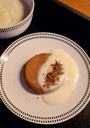 A picture of Brownies Puddings with Vla Vanilla.