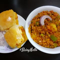 Khada Pav Bhaji A picture of Khada Pav Bhaji.