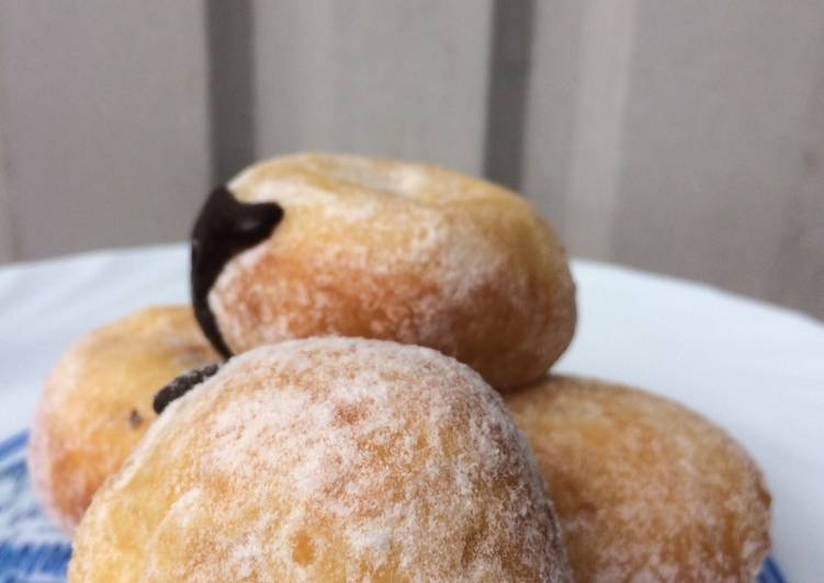 Doughnut filling chocolate