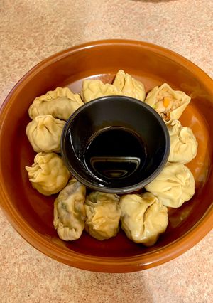 Una foto de Dim sum de langostinos