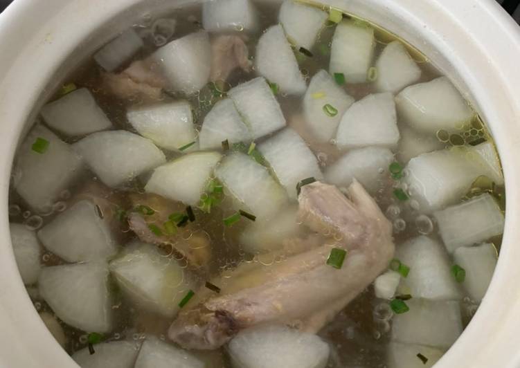 Cara Gampang Membuat Sop lobak ayam Anti Gagal