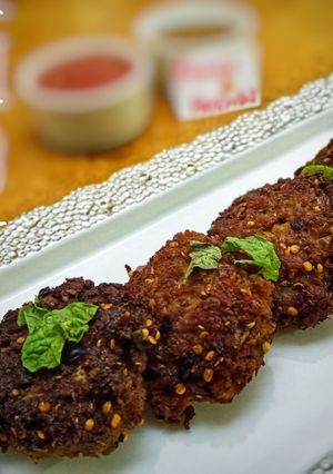 A picture of Chapli Kabab.