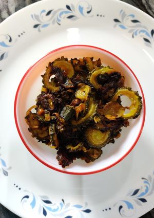 A picture of Garlic Karela.