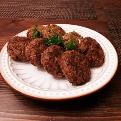 A picture of Falafel.