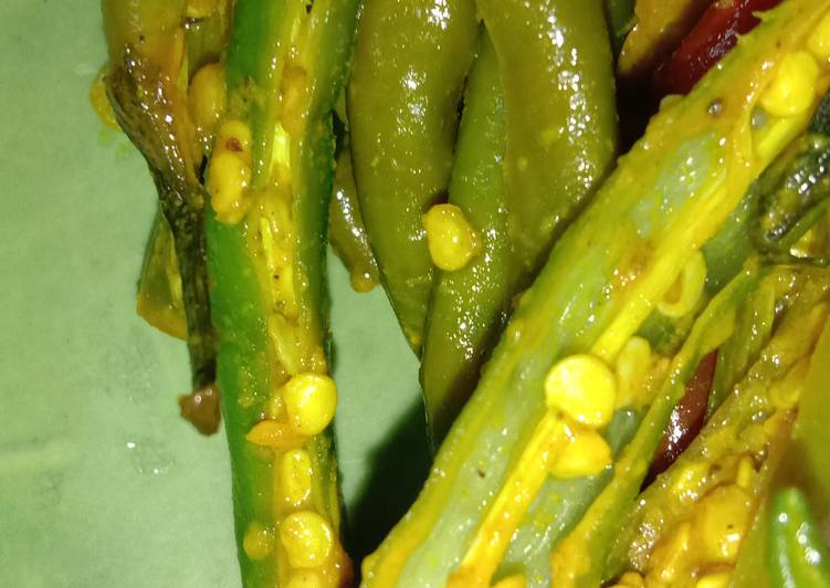 Green chilli pickle