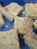 Pastel ruso relleno con crema pastelera