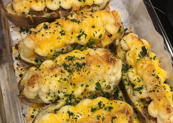 Sheppards pie stuffed baked potatoes
