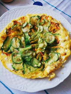 Foto di Frittata con fiori di zucca e zucca