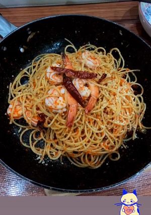รูปของ สปาเก็ตตี้ผัดพริกแห้ง กระเทียม ไข่ปลา