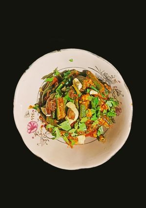 A picture of Shahi Paneer Bhendi Masala.