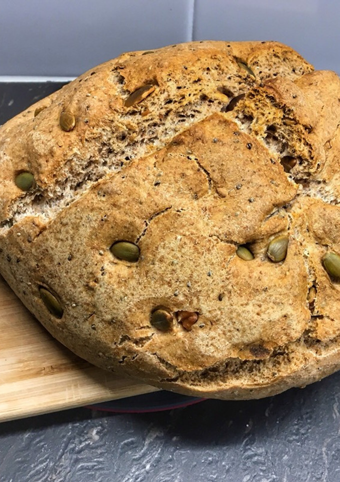 Una foto de Pan de centeno, espelta y harina integral