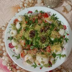 A picture of Makhana chat.