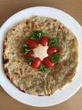 Chicken Kulcha with Hummus