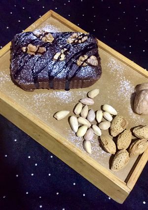 A picture of Eggless cakey brownies.