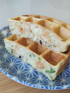 肉鬆蔥花鬆餅 的食譜成品照片