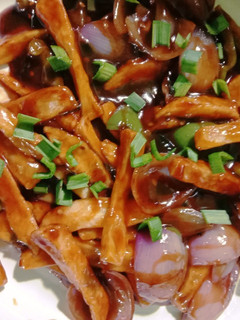 हनी चिल्ली पोटैटो honey chilli potato recepie in hindi) रेसिपी मुख्य फोटो