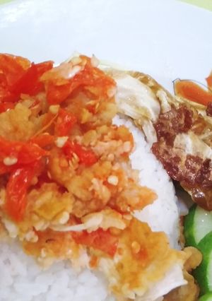 Foto resep 14. Homemade Ayam Geprek Mudah dan Enak