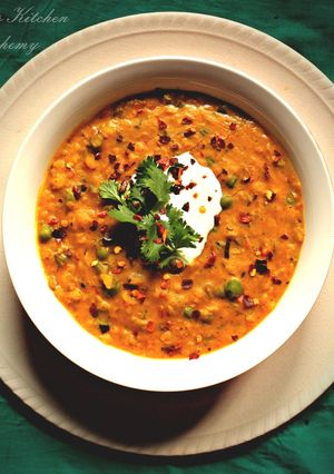 A picture of Mulligatawny Soup.