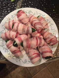 A picture of Jalapeño Poppers.