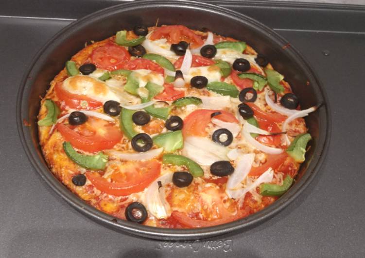 Recipe of Delicious Veg Pizza 🍕