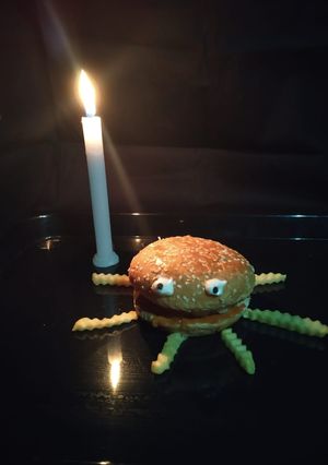 A picture of Halloween Burger.