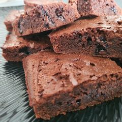 A picture of Brownies.