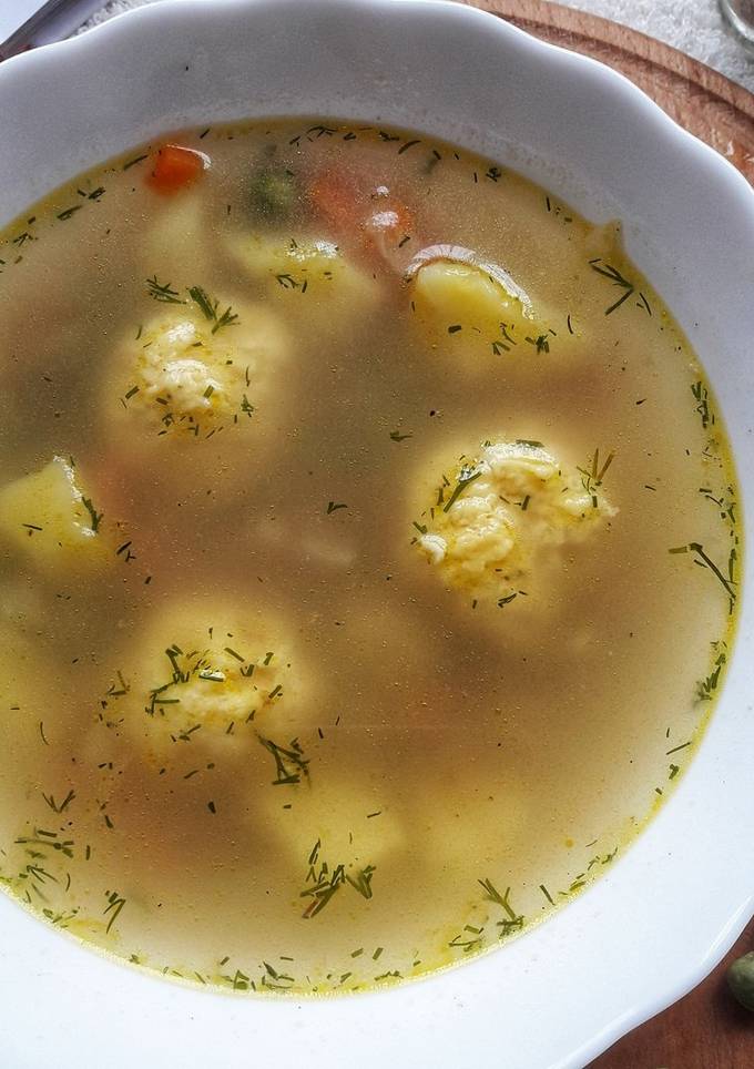 Супчик з горошком та сирними кульками