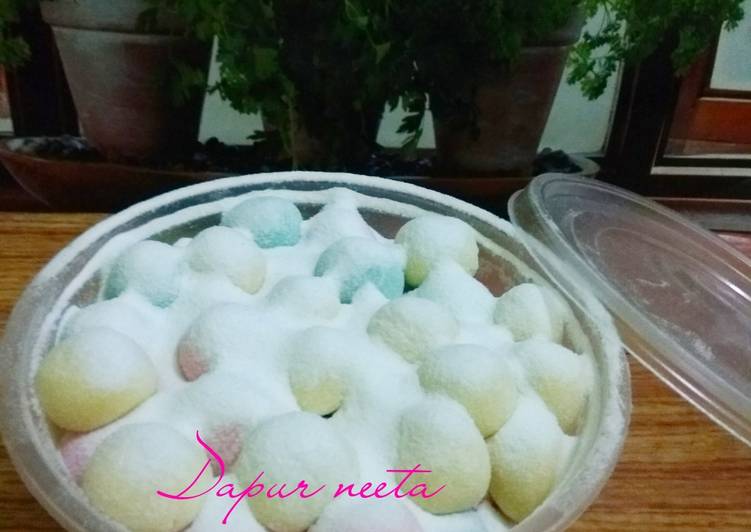 Bola-bola susu #KusukaNGEMIL #pekaninspirasi #cookpadcommunity